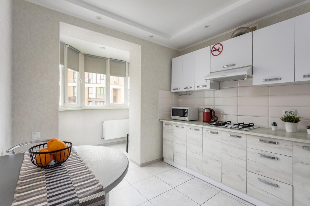 0131 Apartment Near Zhulyany Airport New Complex Kiev Eksteriør bilde